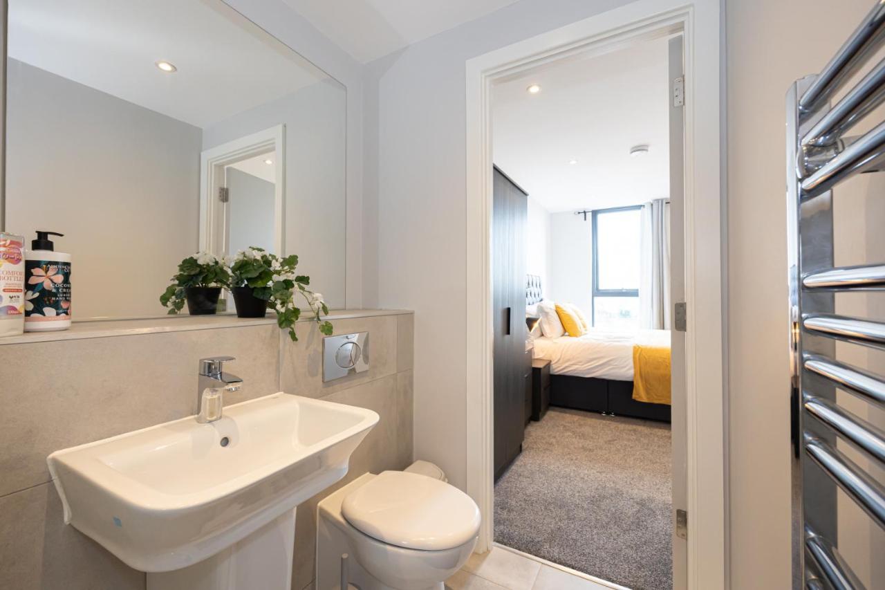 Contemporary 3 Bedrooms Apartment Manchester City מראה חיצוני תמונה